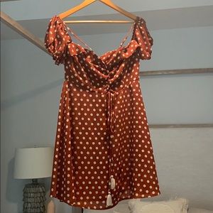 PRETTY WOMAN VIBES off shoulder dress